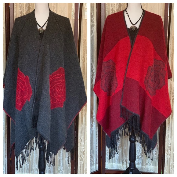 Jackets & Blazers - BEAUTIFUL REVERSIBLE ROSE DESIGN FRINGED CAPE PANCHO SHAWL